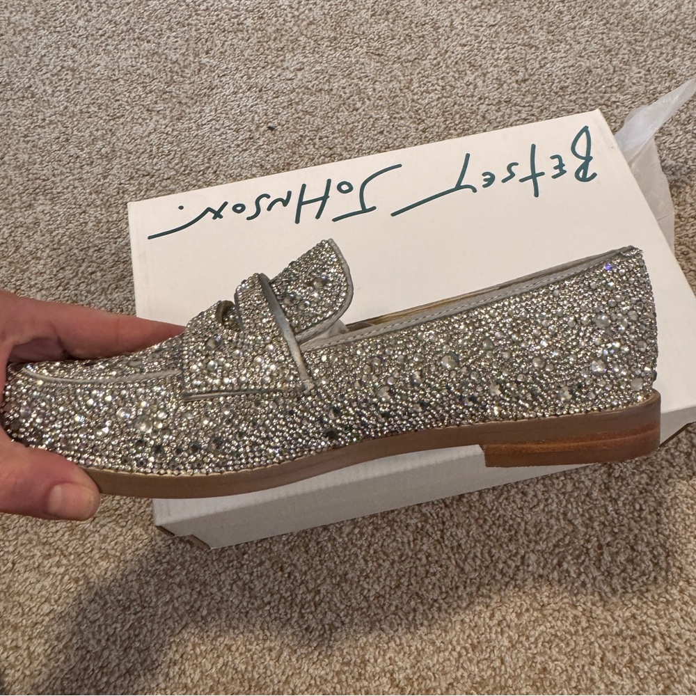 Betsey Johnson Sparkling Silver Loafers size 7.5 - Picture 5 of 13